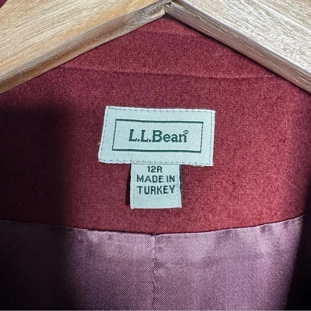 L.L. Bean Wool Cashmere Two Button Blazer Size 12 - Picture 5 of 8